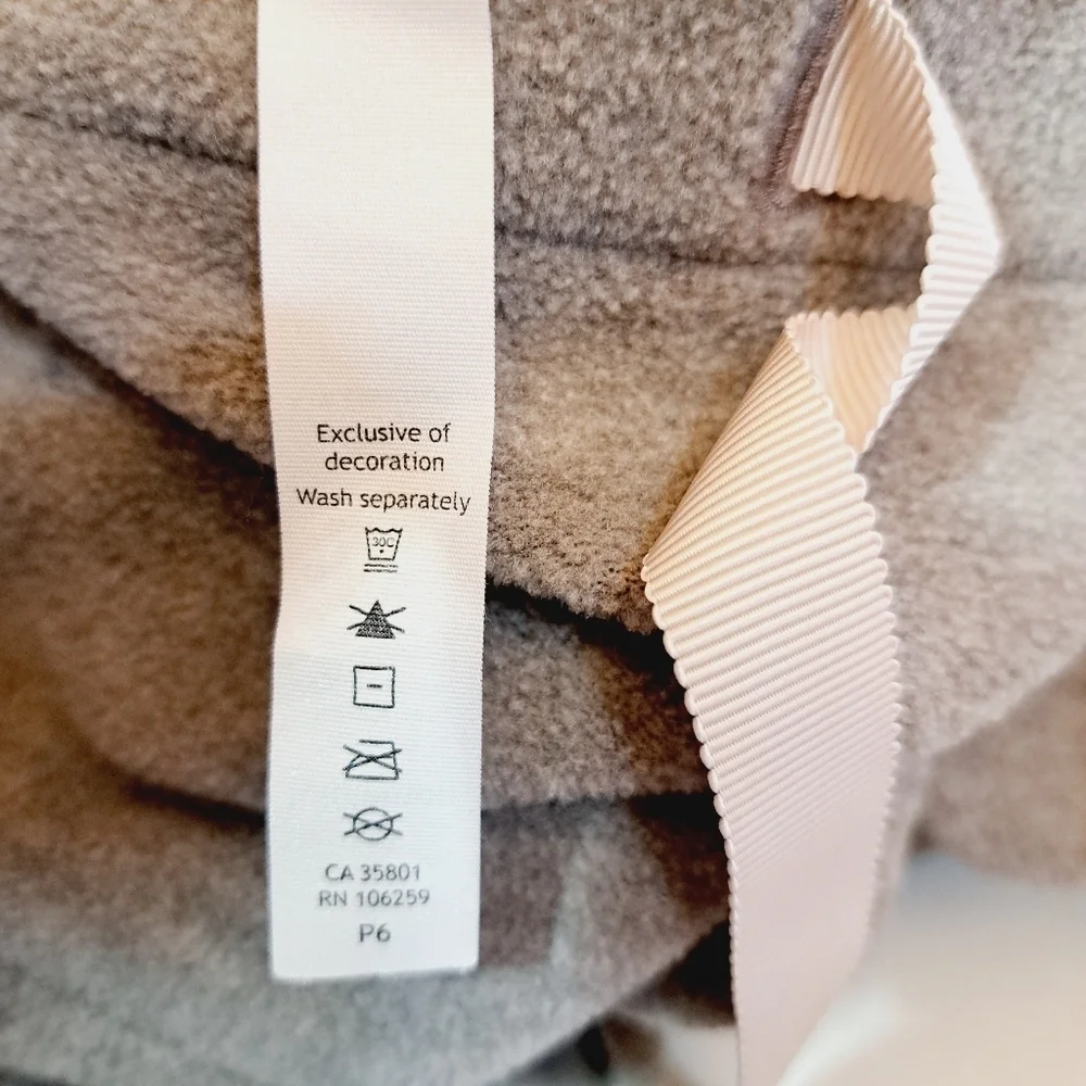 lululemon athletica excellent size